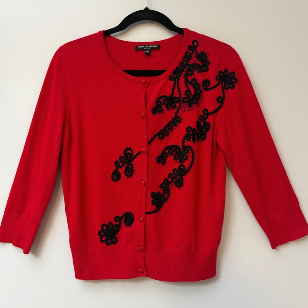Cable & Gauge Petite Red Embroidered 3/4 Sleeve Cardigan‎ Sweater